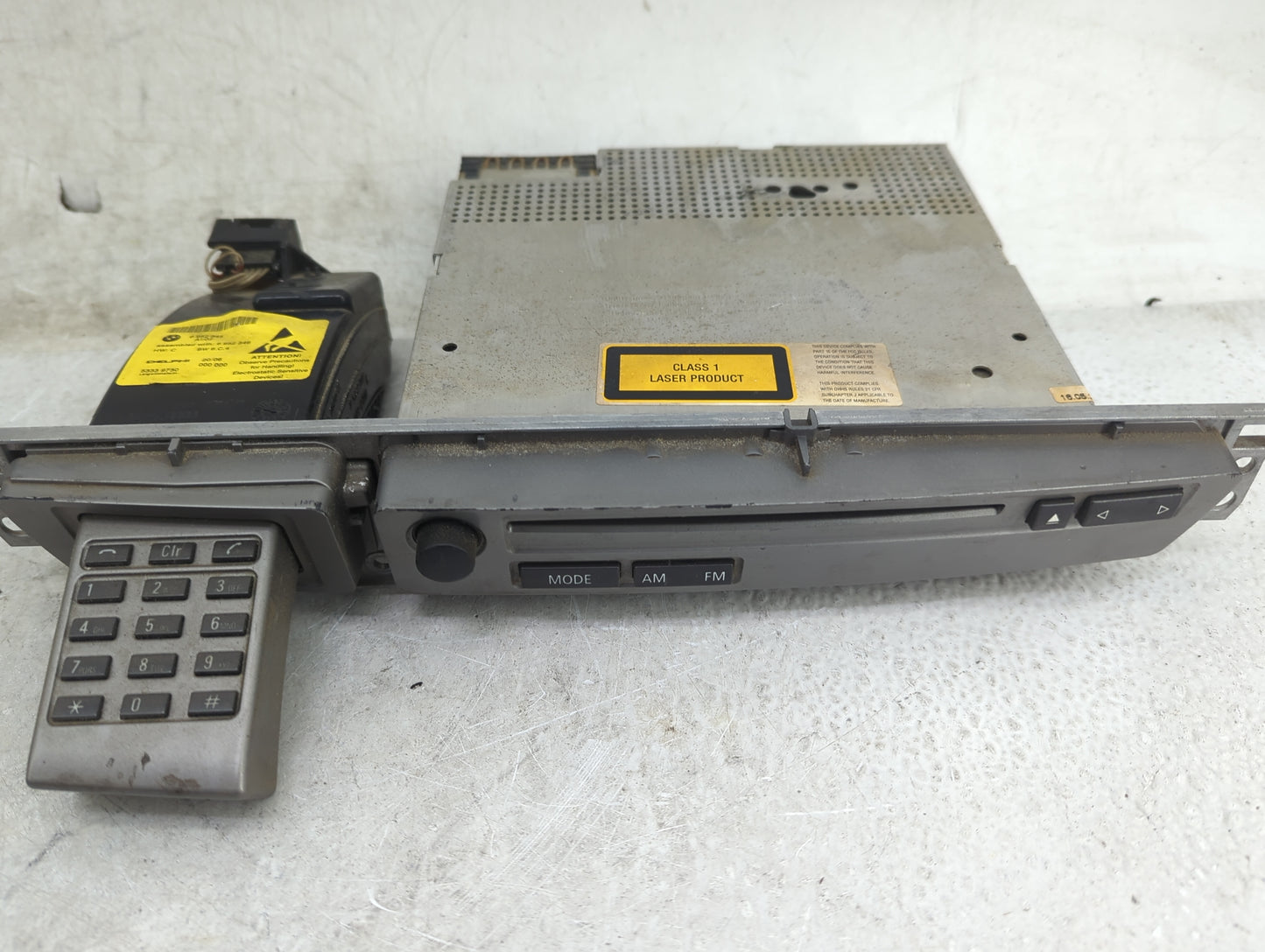 2006-2008 Bmw 750 Radio AM FM Cd Player Receiver Replacement P/N:6952345 6952346 Fits Fits 2006 2007 2008 OEM Used Auto Part