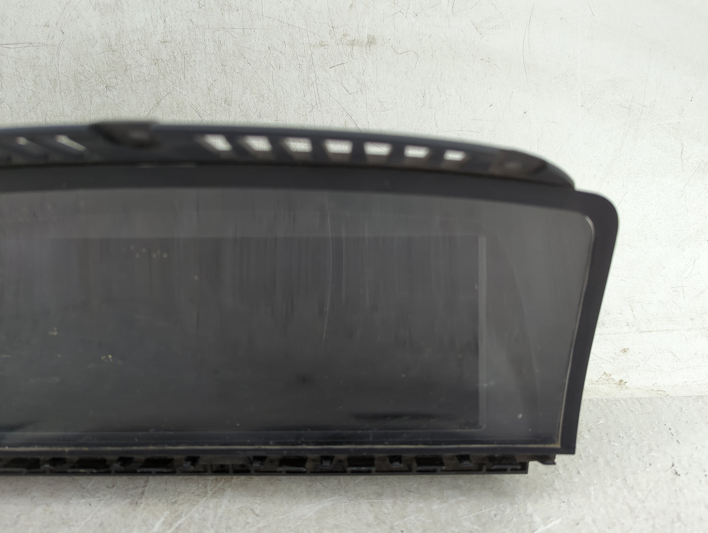 Bmw 750 Information Display Screen - Oemusedautoparts1.com