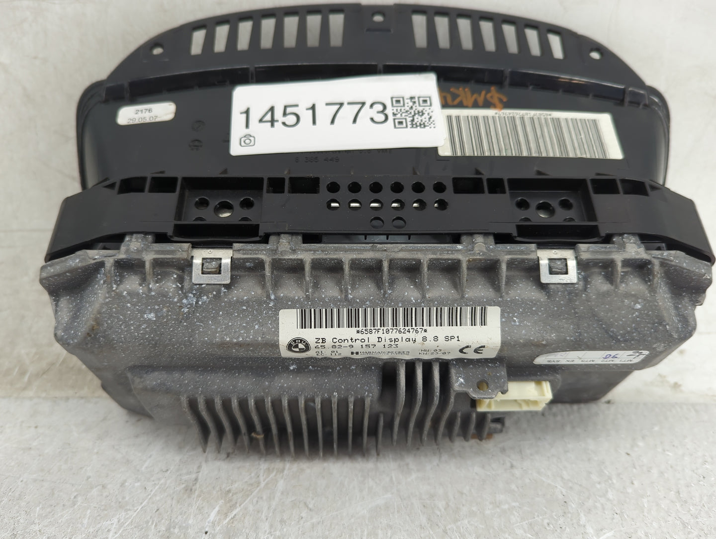Bmw 750 Information Display Screen - Oemusedautoparts1.com