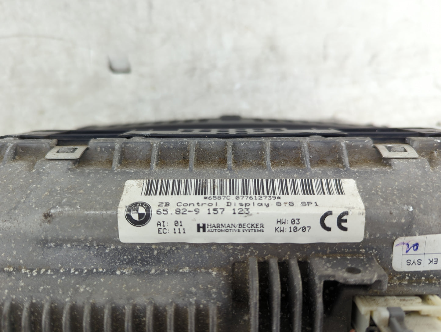 Bmw 750 Information Display Screen - Oemusedautoparts1.com