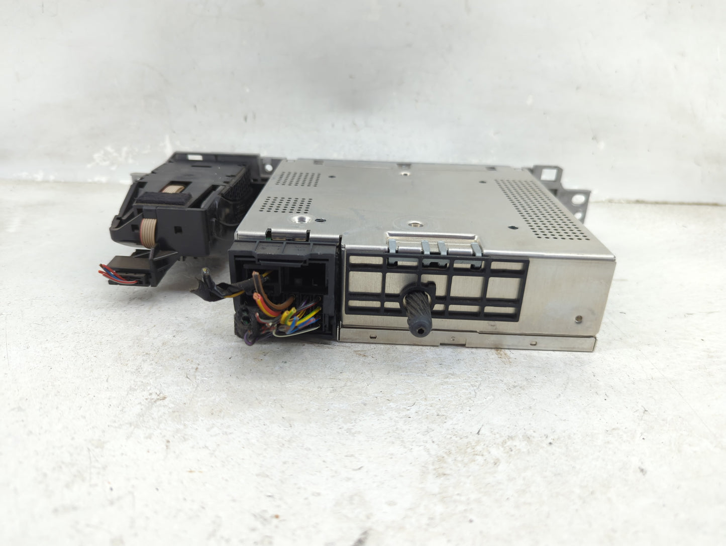 2006-2008 Bmw 750 Radio AM FM Cd Player Receiver Replacement P/N:9150992 659377663891 Fits Fits 2006 2007 2008 OEM Used Auto