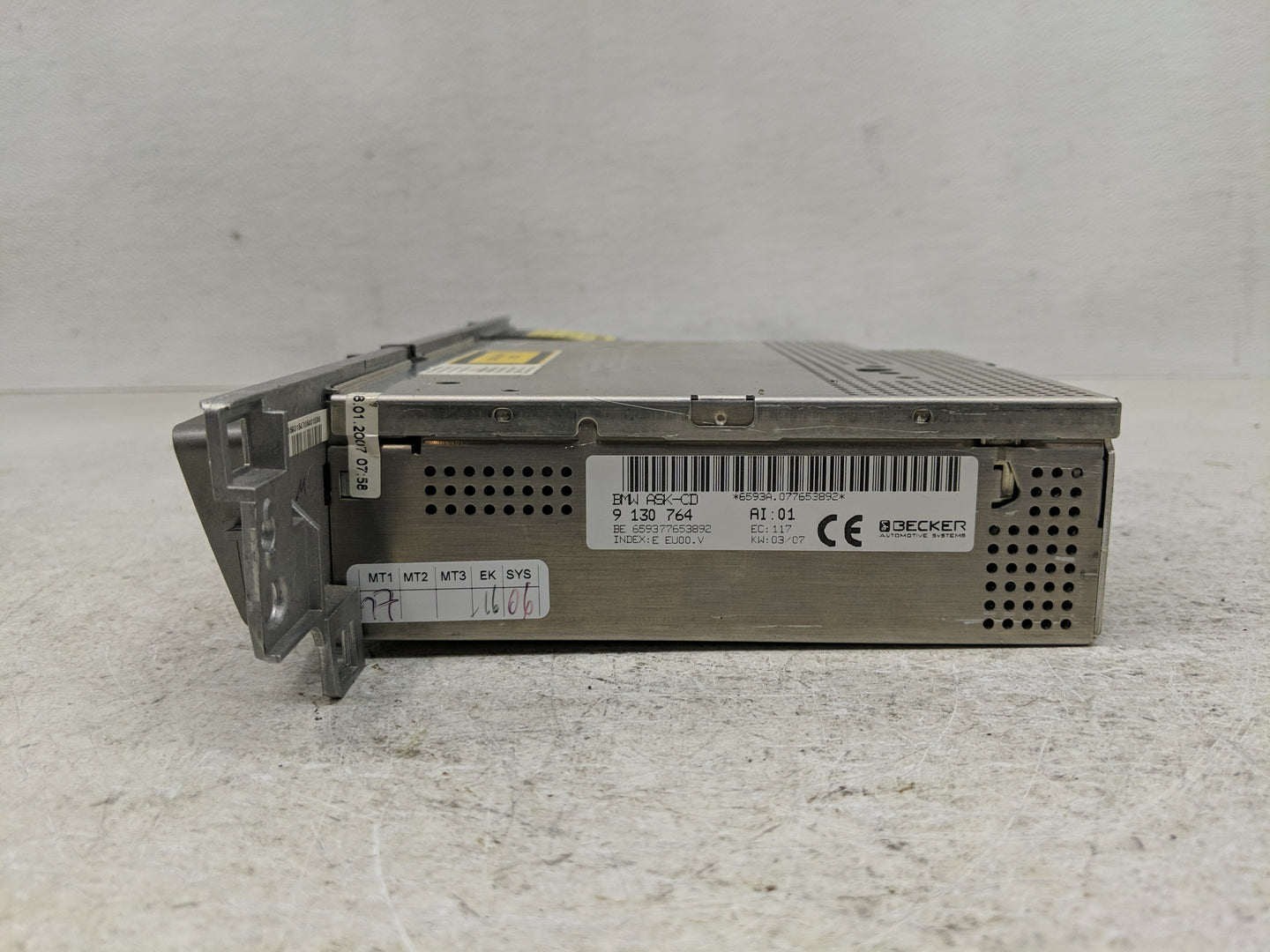 2007-2008 Bmw 750i Radio AM FM Cd Player Receiver Replacement P/N:9 130 764 Fits Fits 2007 2008 OEM Used Auto Parts - Oemuse