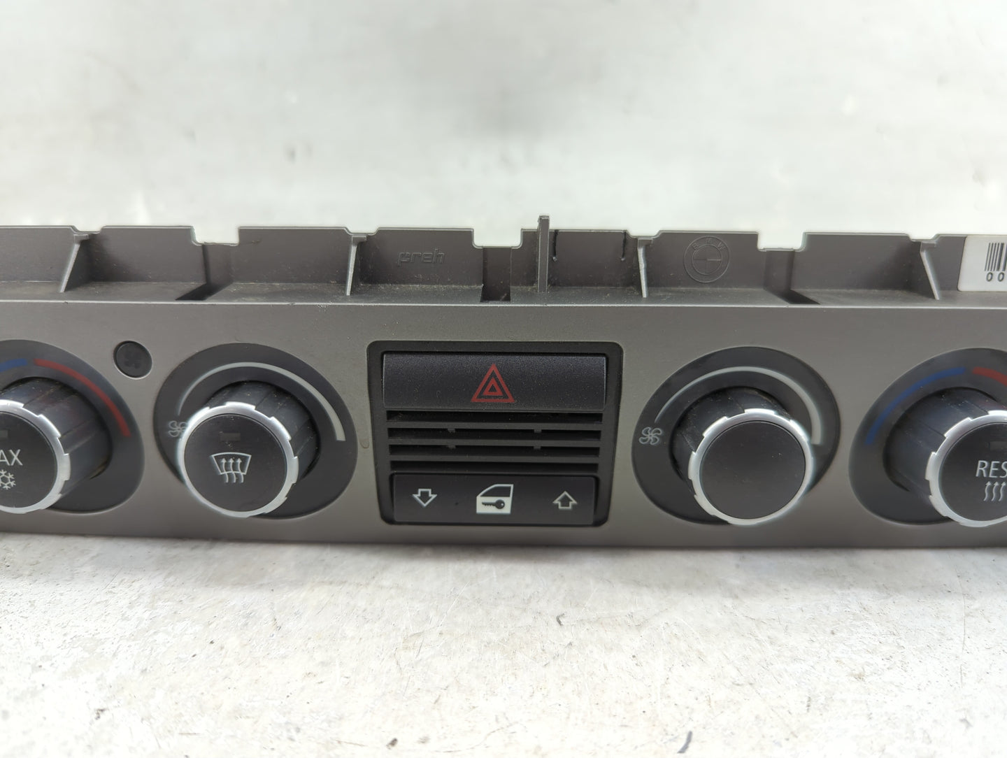 2006-2008 Bmw 750i Climate Control Module Temperature AC/Heater Replacement P/N:6981405-01 Fits Fits 2006 2007 2008 OEM Used