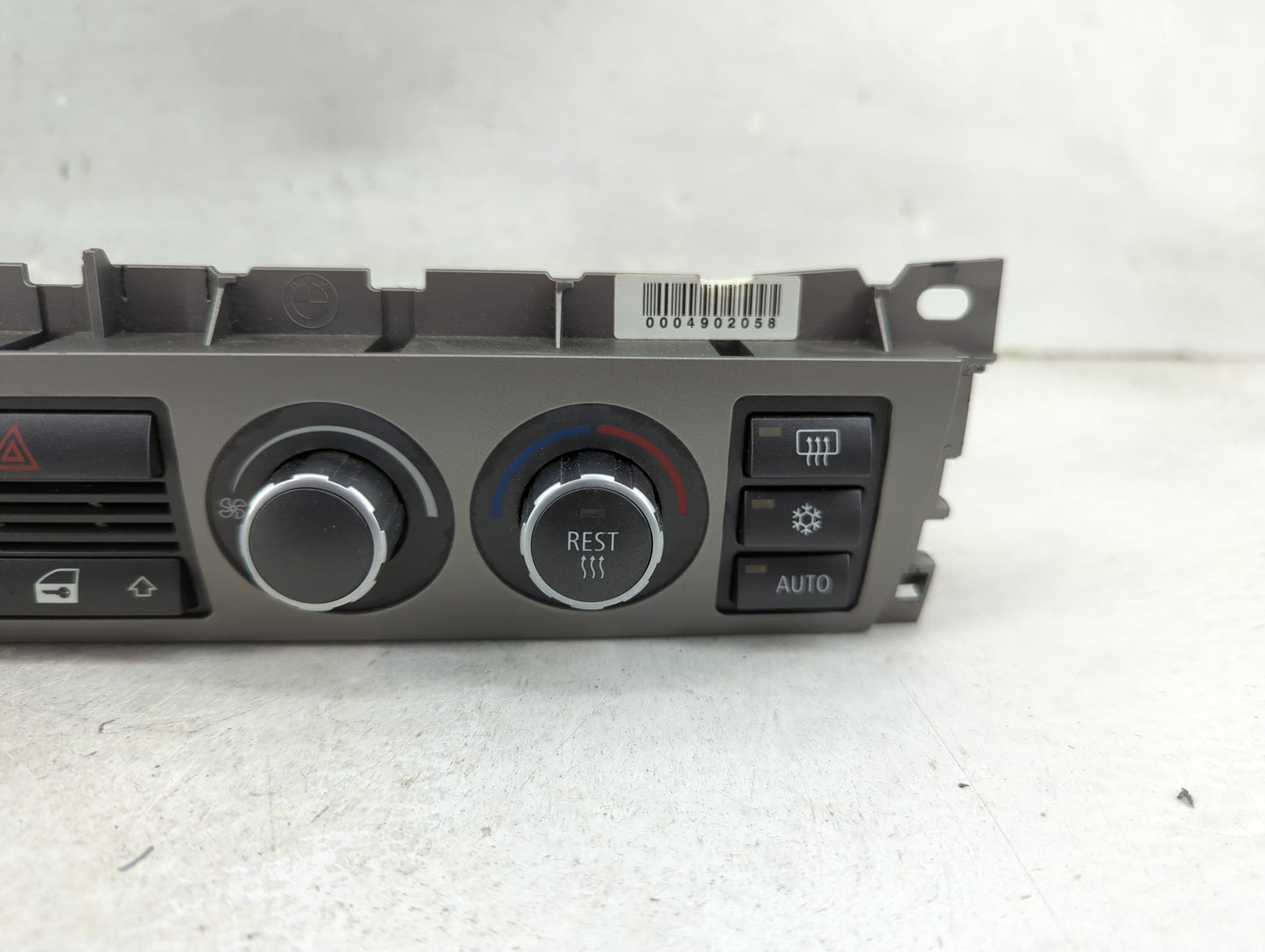 2006-2008 Bmw 750i Climate Control Module Temperature AC/Heater Replacement P/N:6981405-01 Fits Fits 2006 2007 2008 OEM Used