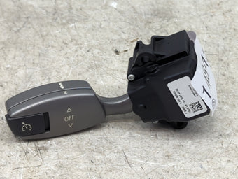 compare product 2006-2008 Bmw 750i Column Switch 6959886-02|013067400-02