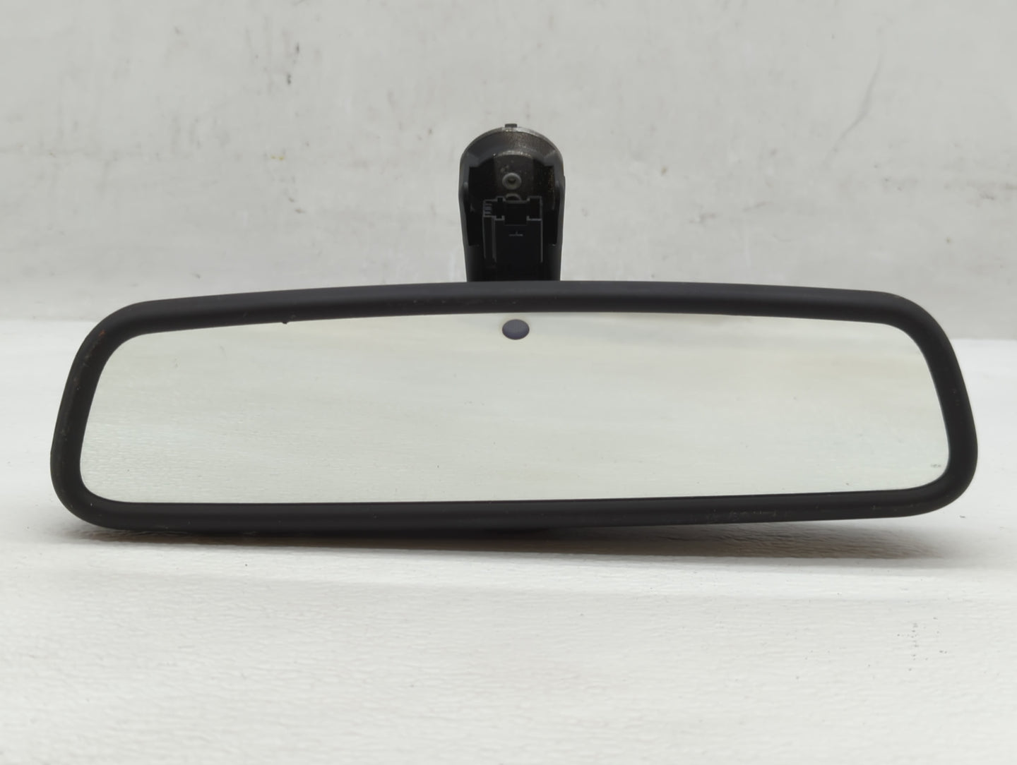 2007 Bmw 750i Interior Rear View Mirror Replacement OEM P/N:E11015313 E11015891, E11025891 Fits OEM Used Auto Parts - Oemuse