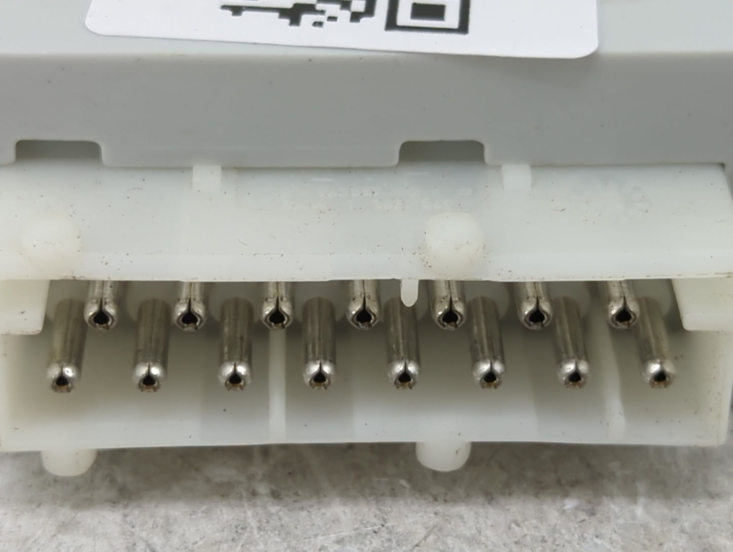 Bmw 750li Fuel Pump Control Module 61357188110|55892110 - Oemusedautoparts1.com