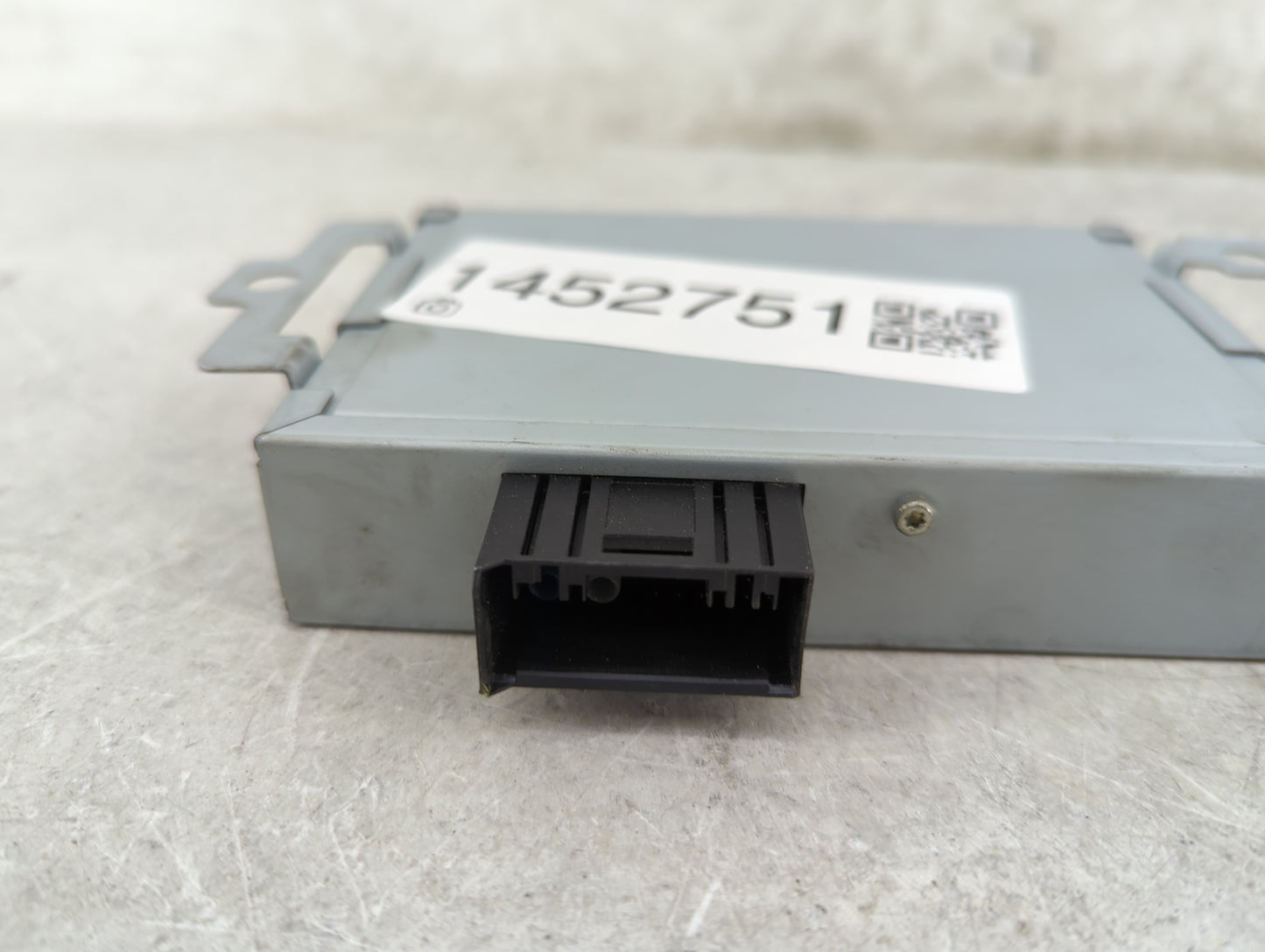 Bmw 750li Body Control Module Bcm Inner Cabin Fuse Box - Oemusedautoparts1.com