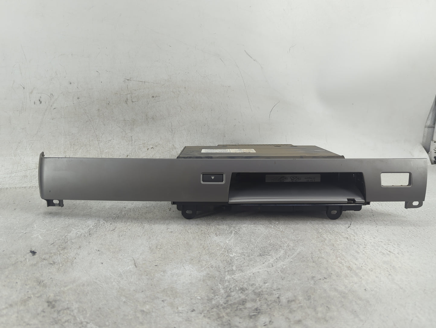 Bmw 750li Radio Cd Changer 65.12-9119708-01|65.12-9 119 708-01 - Oemusedautoparts1.com