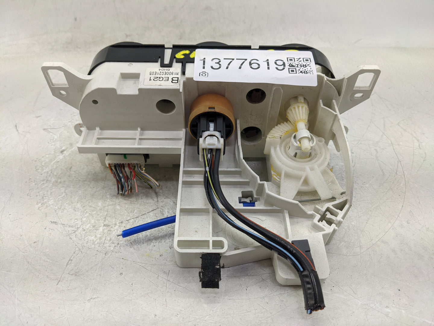 2007 Bmw 7 Series Climate Control Module Temperature AC/Heater Replacement P/N:M1900EG21E05 Fits OEM Used Auto Parts - Oemus