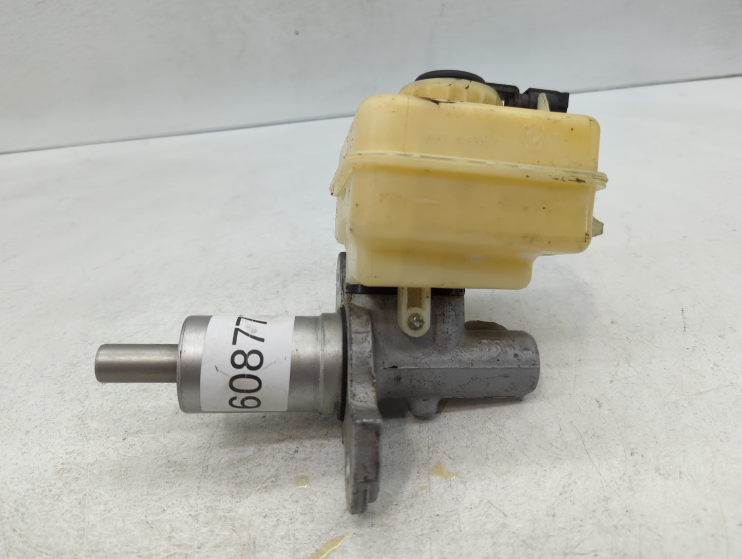 2006-2010 Bmw M6 Brake Master Cylinder - Oemusedautoparts1.com