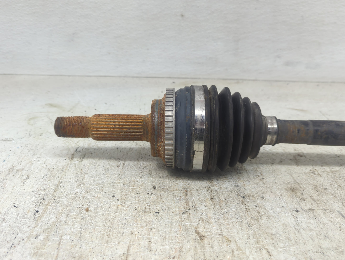 2004-2007 Bmw X3 Axle Shaft Front Driver Cv C/v - Oemusedautoparts1.com