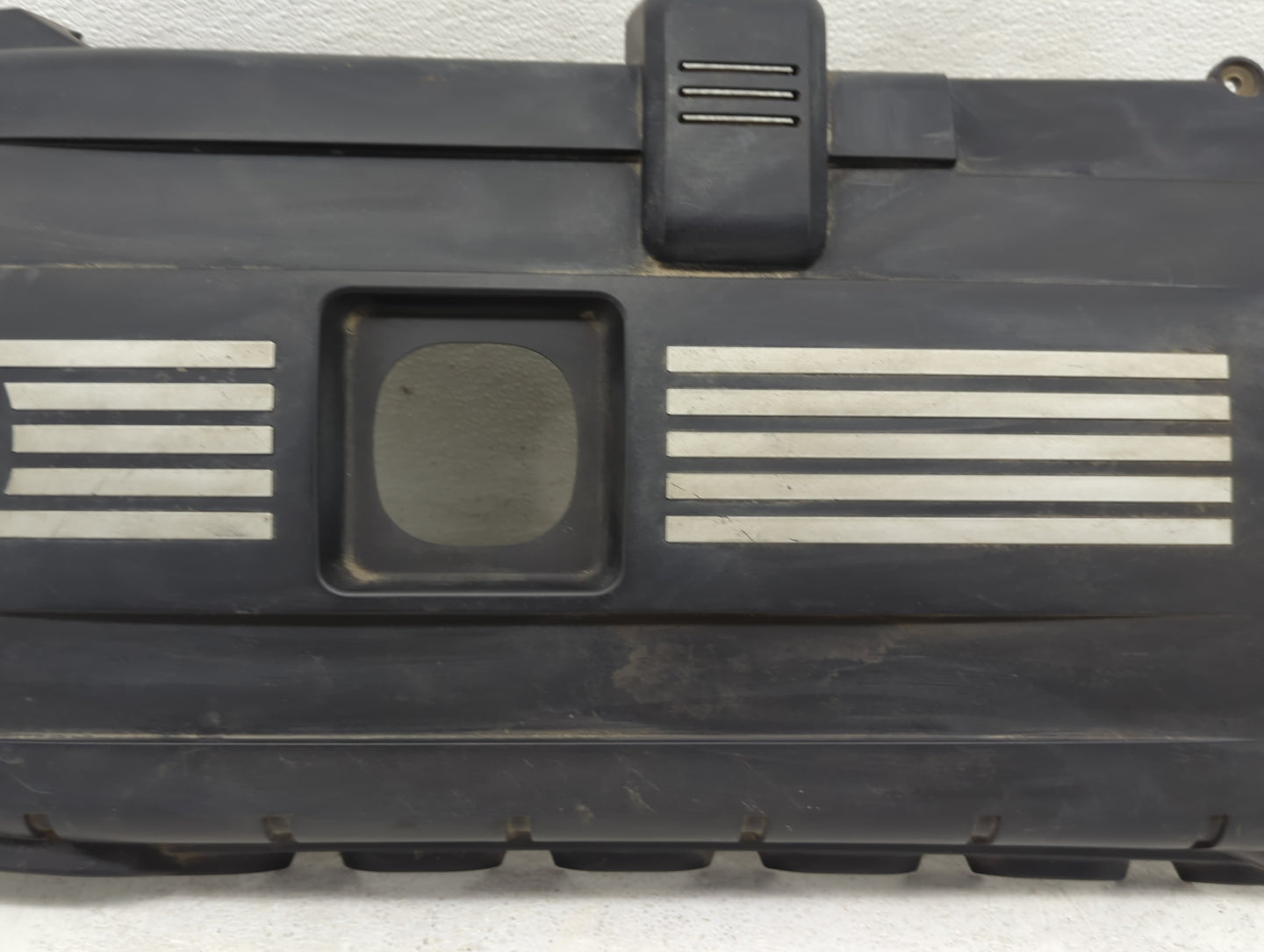 2007 Bmw X3 Engine Cover 1453181 - Oemusedautoparts1.com