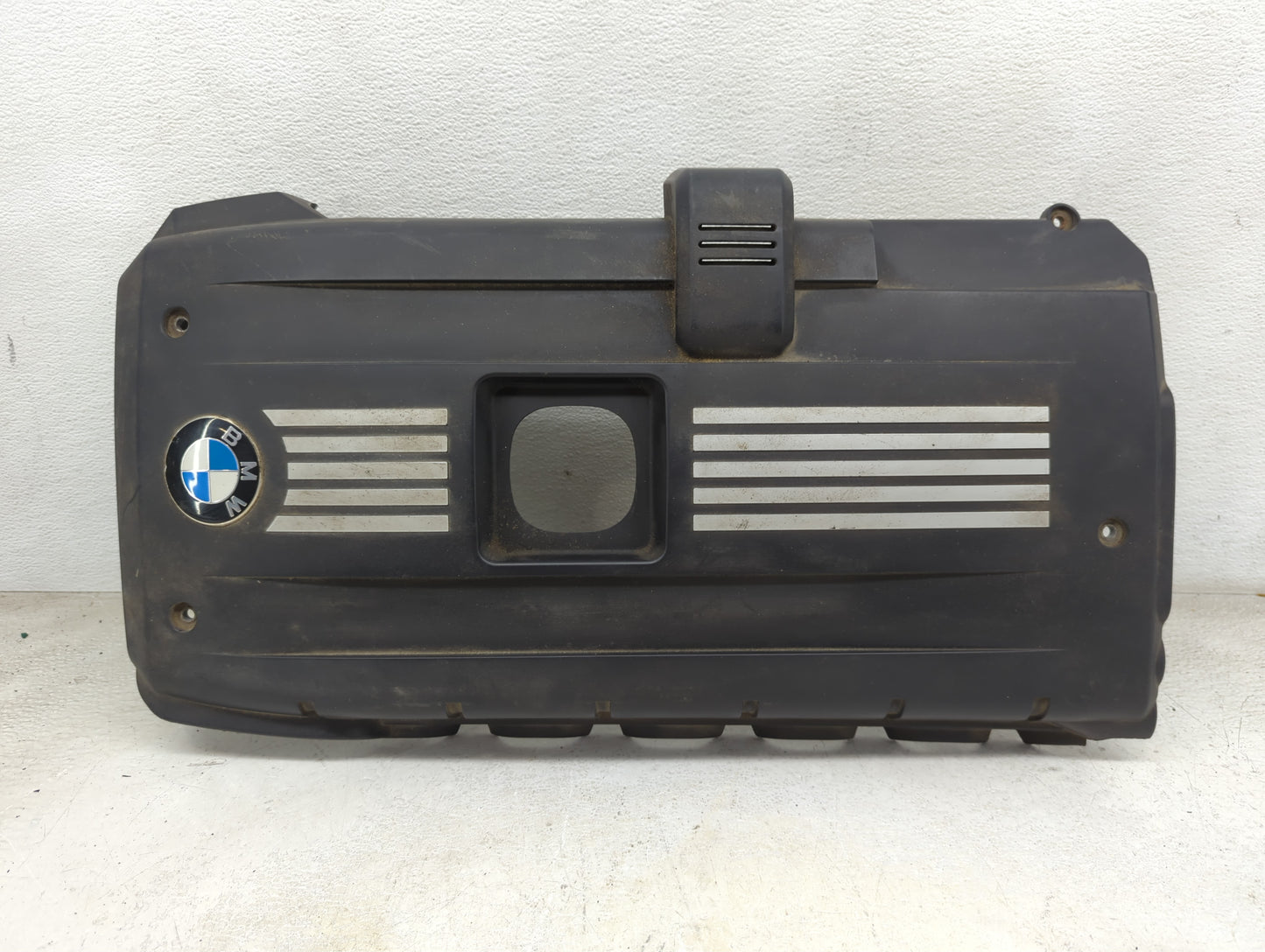 2007 Bmw X3 Engine Cover 1453184 - Oemusedautoparts1.com