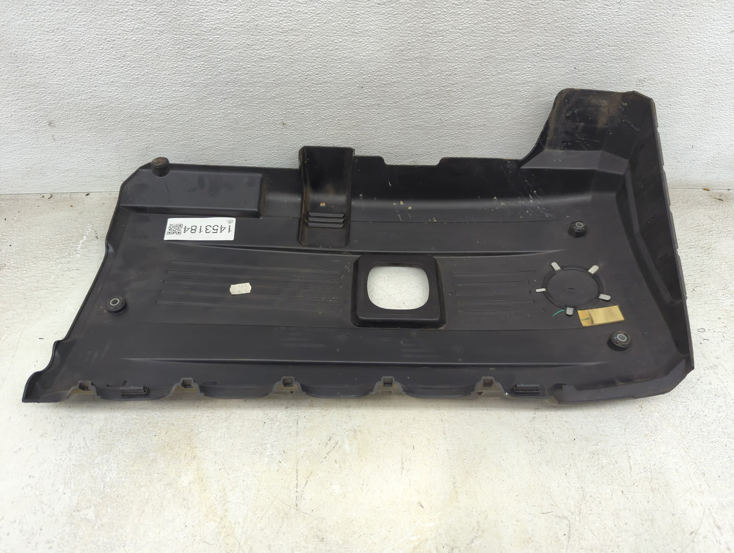 2007 Bmw X3 Engine Cover 1453184 - Oemusedautoparts1.com