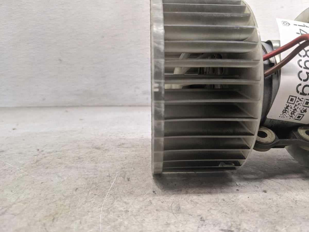 2007 Bmw X3 Heater AC Blower Motor Fits OEM Used Auto Parts - Oemusedautoparts1.com