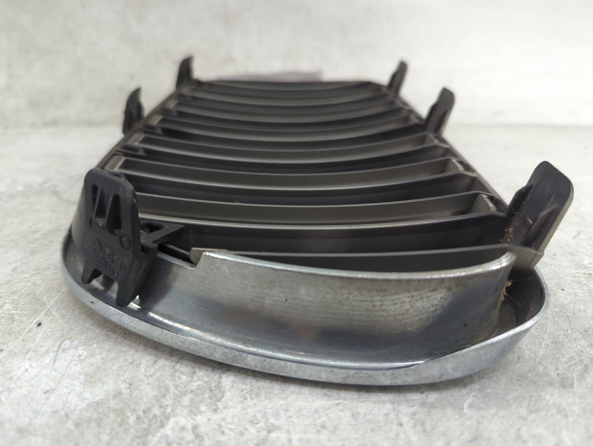 2007 Bmw X3 Front Grille Bumper Not Included - Oemusedautoparts1.com