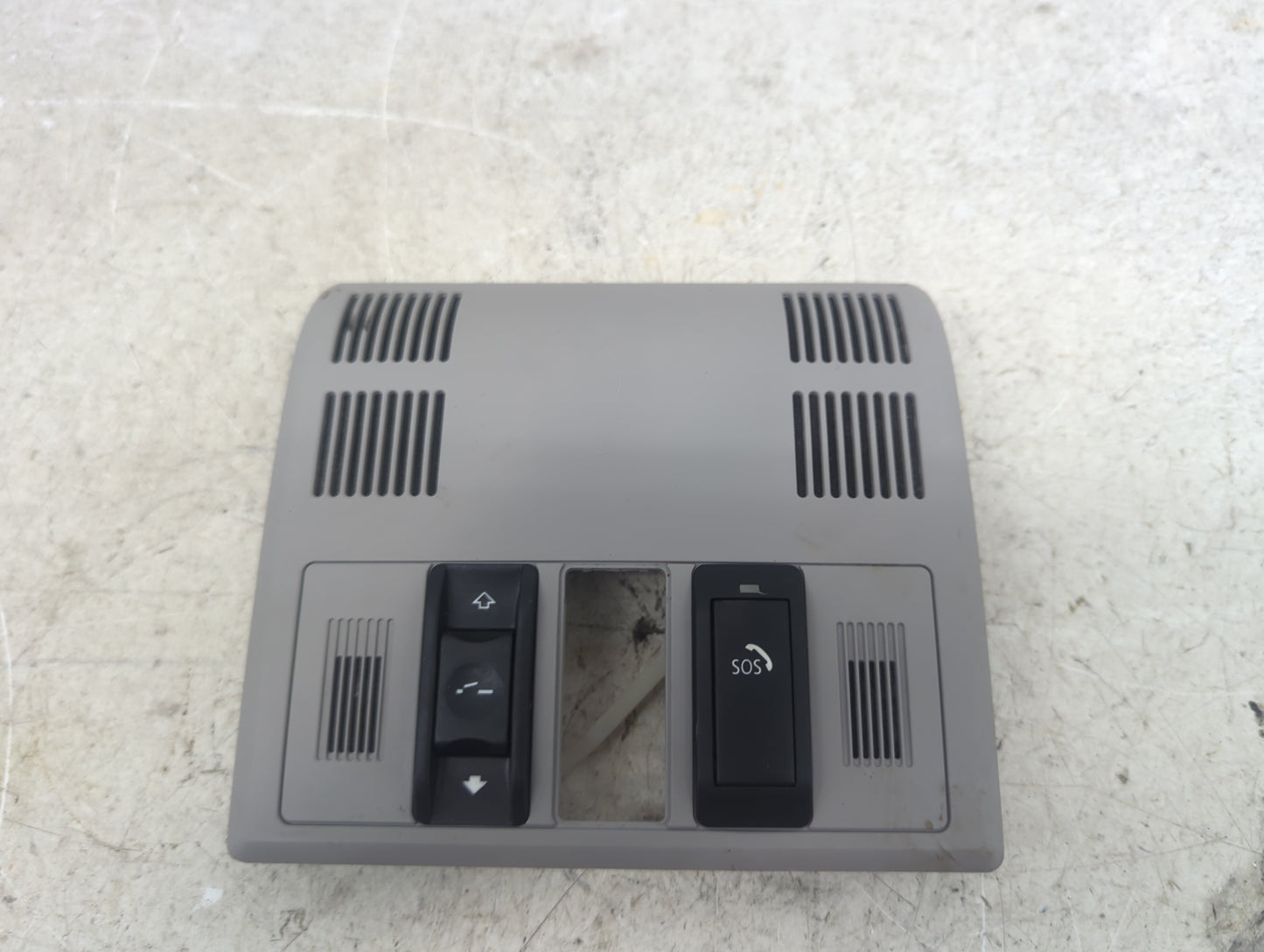 2007 Bmw X3 Overhead Roof Console Gray - Oemusedautoparts1.com