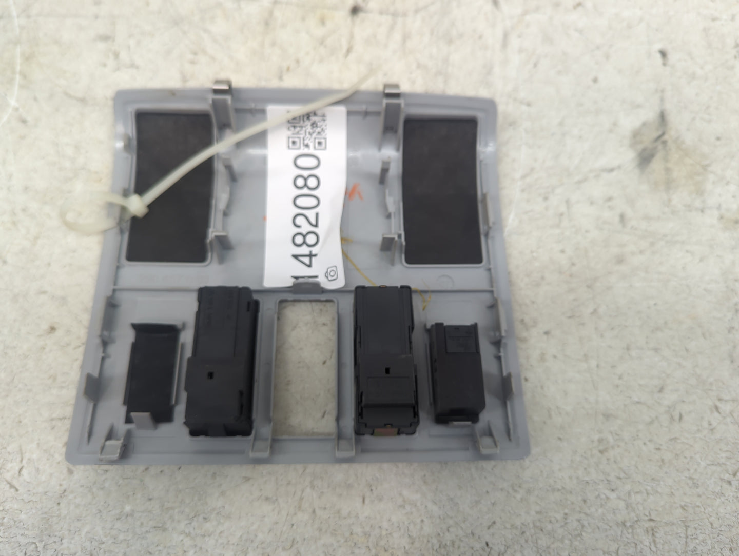 2007 Bmw X3 Overhead Roof Console Gray - Oemusedautoparts1.com
