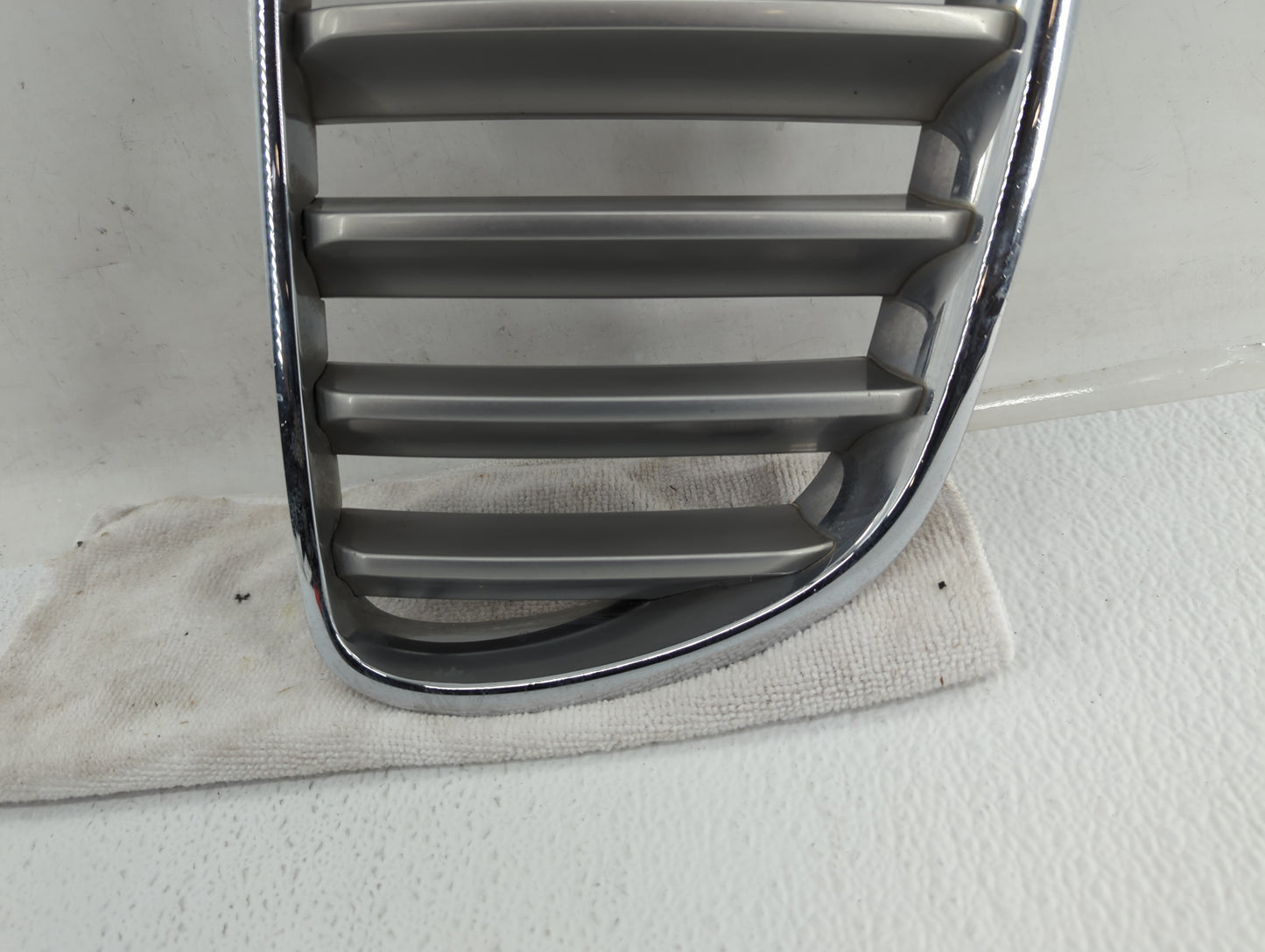 2007-2010 Bmw X3 Front Bumper Grille Cover - Oemusedautoparts1.com