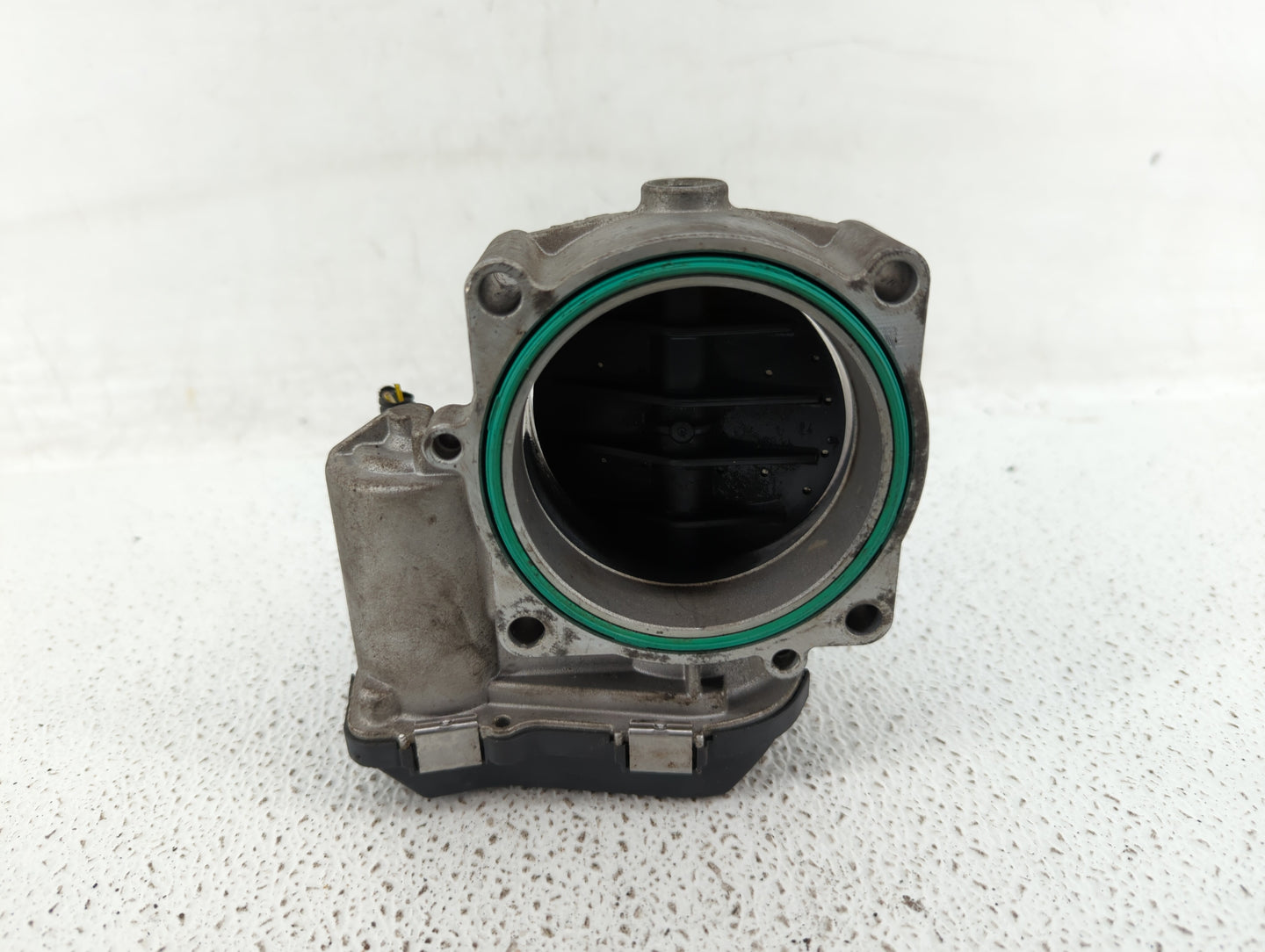 2007-2012 Bmw X3 Throttle Body P/N:7 556 118 1354 7556118-04, 1354 7556118-03 Fits Fits 2007 2008 2009 2010 2011 2012 2013 O
