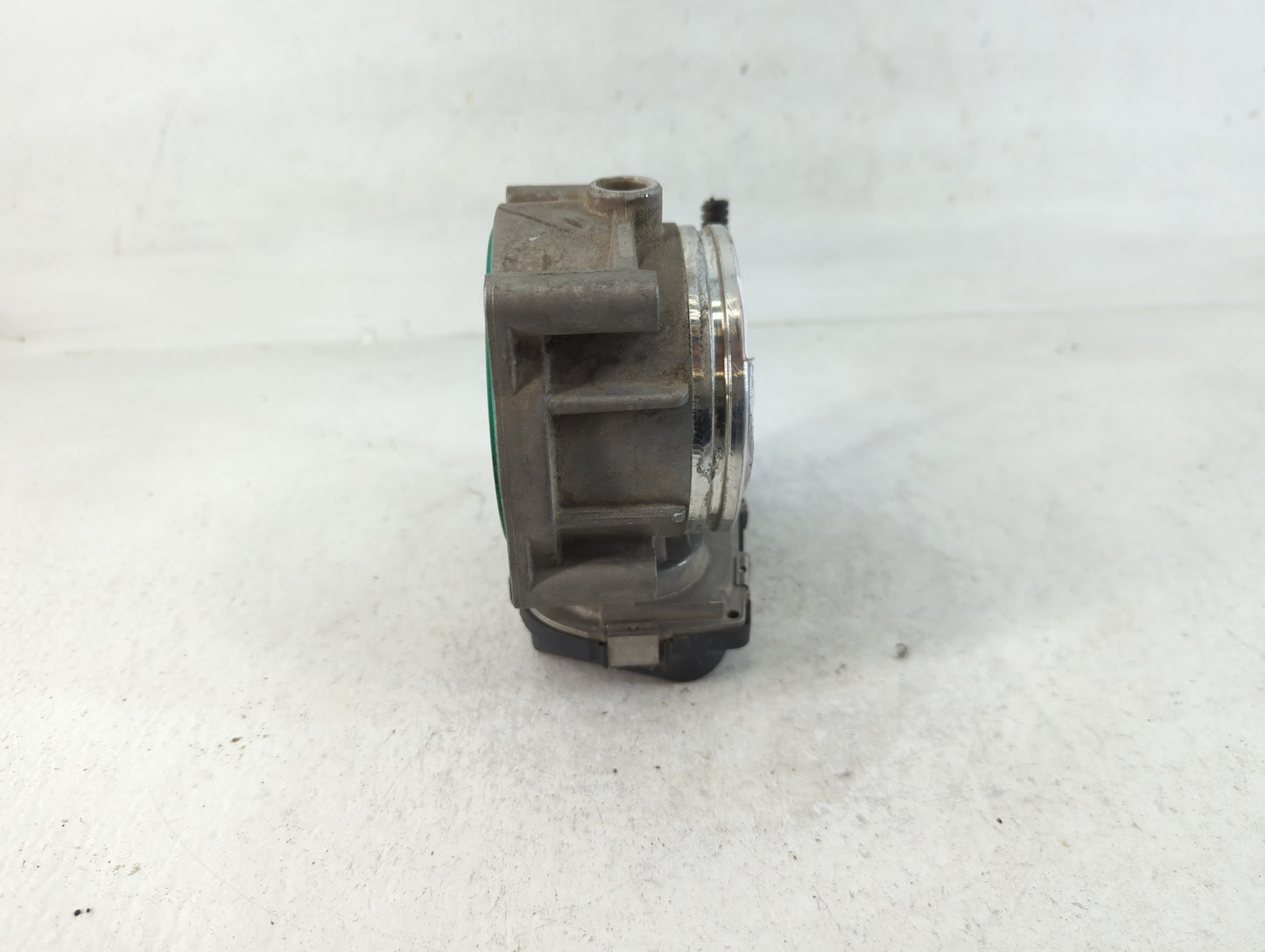 2007-2012 Bmw X3 Throttle Body P/N:A2C53112155 7 556 118.0-01 Fits Fits 2007 2008 2009 2010 2011 2012 2013 OEM Used Auto Par