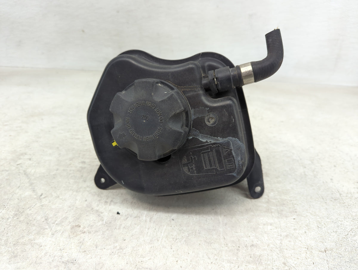 2007-2018 Bmw X5 Radiator Coolant Overflow Expansion Tank Bottle 1409772 - Oemusedautoparts1.com
