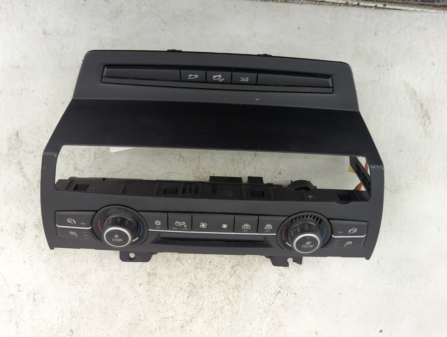 2007-2013 Bmw X5 Climate Control Module Temperature AC/Heater Replacement P/N:6972779-03 9140713-01 Fits OEM Used Auto Parts