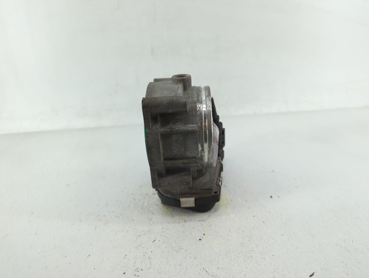 2007-2010 Bmw X5 Throttle Body P/N:7556118-01 1354 7556118-03, 1354 7556118-04 Fits Fits 2007 2008 2009 2010 2011 2012 2013 