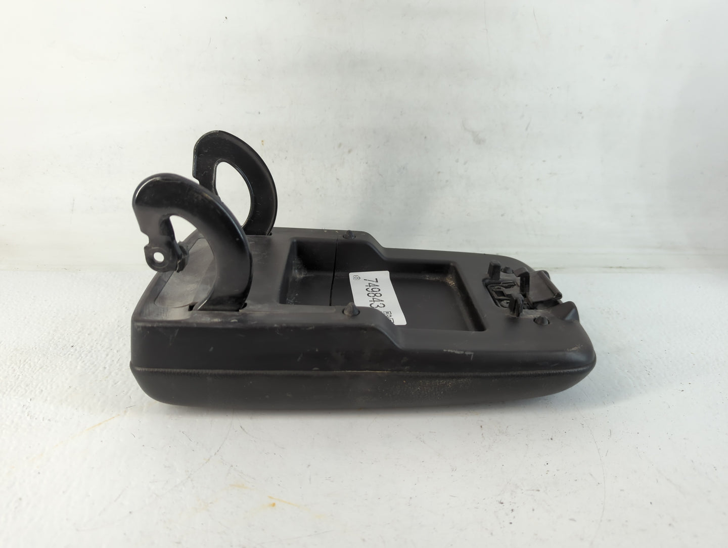 2007 Bmw Z4 Center Console Armrest Cover Lid Fits OEM Used Auto Parts - Oemusedautoparts1.com