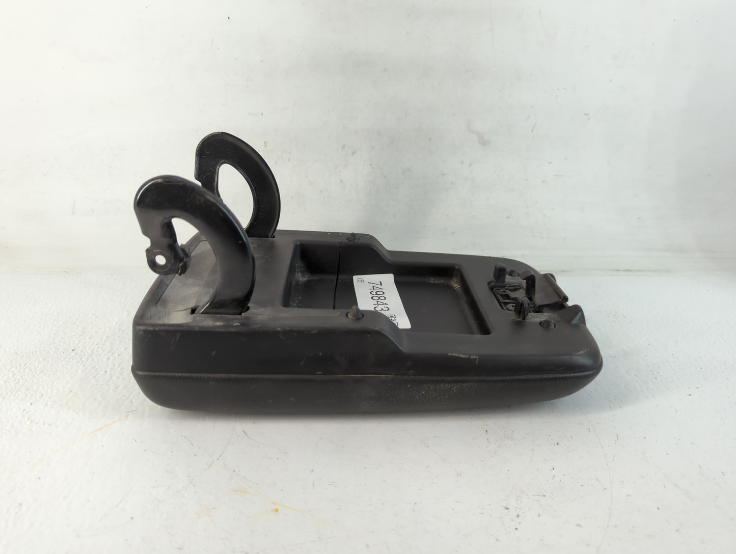 2007 Bmw Z4 Center Console Armrest Cover Lid Fits OEM Used Auto Parts - Oemusedautoparts1.com