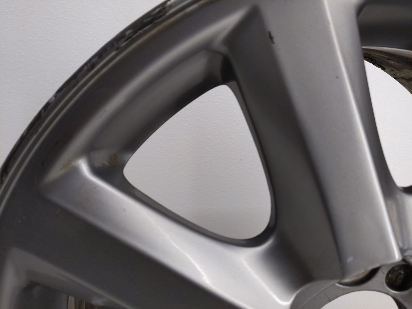 Buick Lacross Oem Wheel Rim - Oemusedautoparts1.com