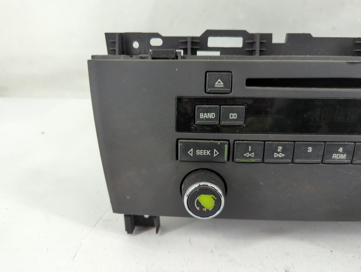 2007 Buick Lacrosse Radio AM FM Cd Player Receiver Replacement P/N:28035864 10391271 Fits OEM Used Auto Parts - Oemusedautop