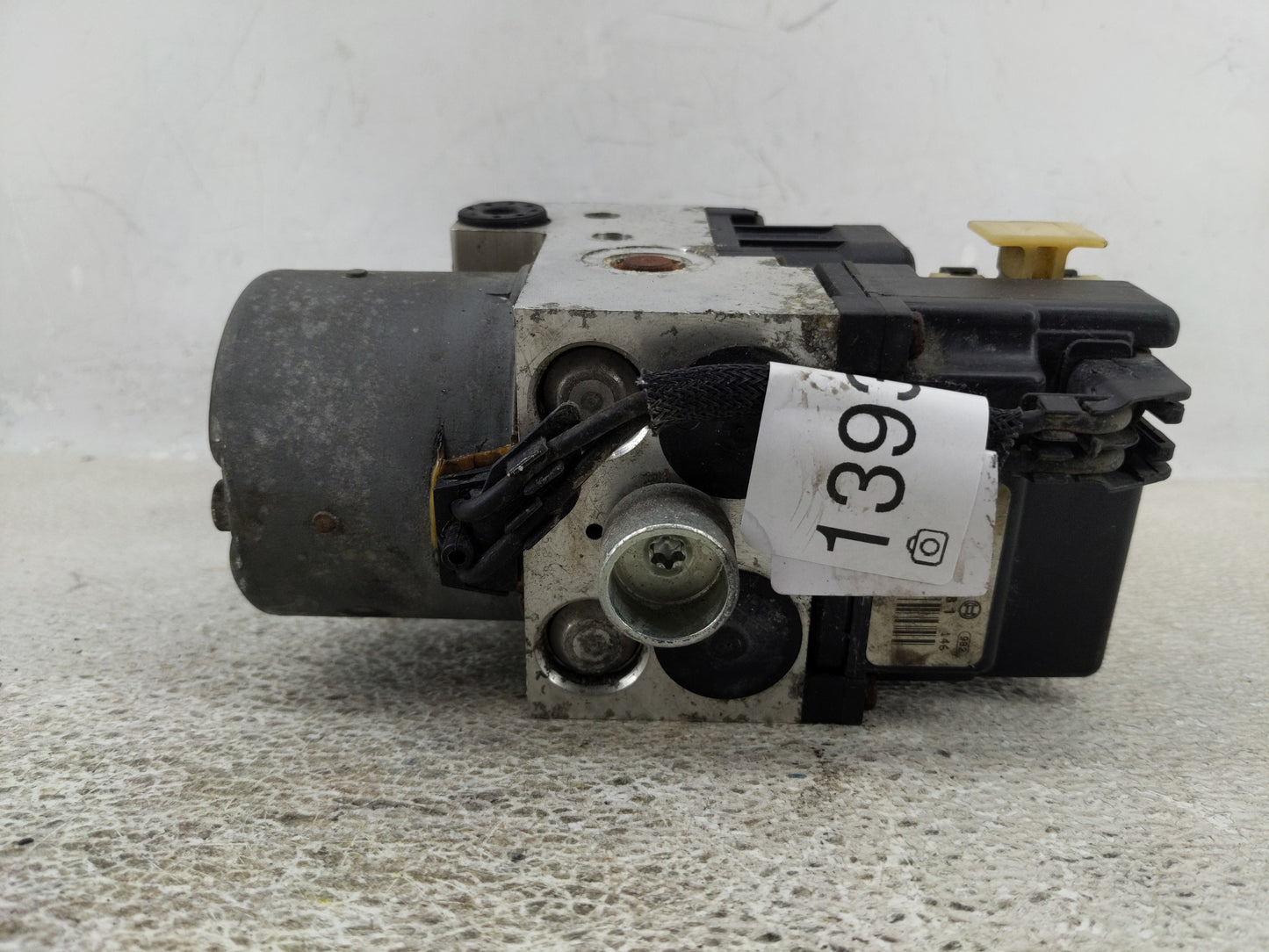 2005-2007 Buick Lacrosse ABS Pump Control Module Replacement P/N:1524 0403 Fits Fits 2005 2006 2007 OEM Used Auto Parts - Oe