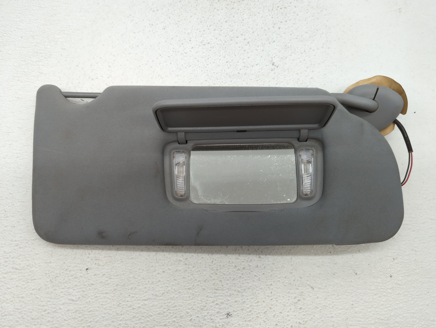 2005-2009 Buick Lacrosse Sun Visor Shade Replacement Passenger Right Mirror Fits Fits 2005 2006 2007 2008 2009 OEM Used Auto