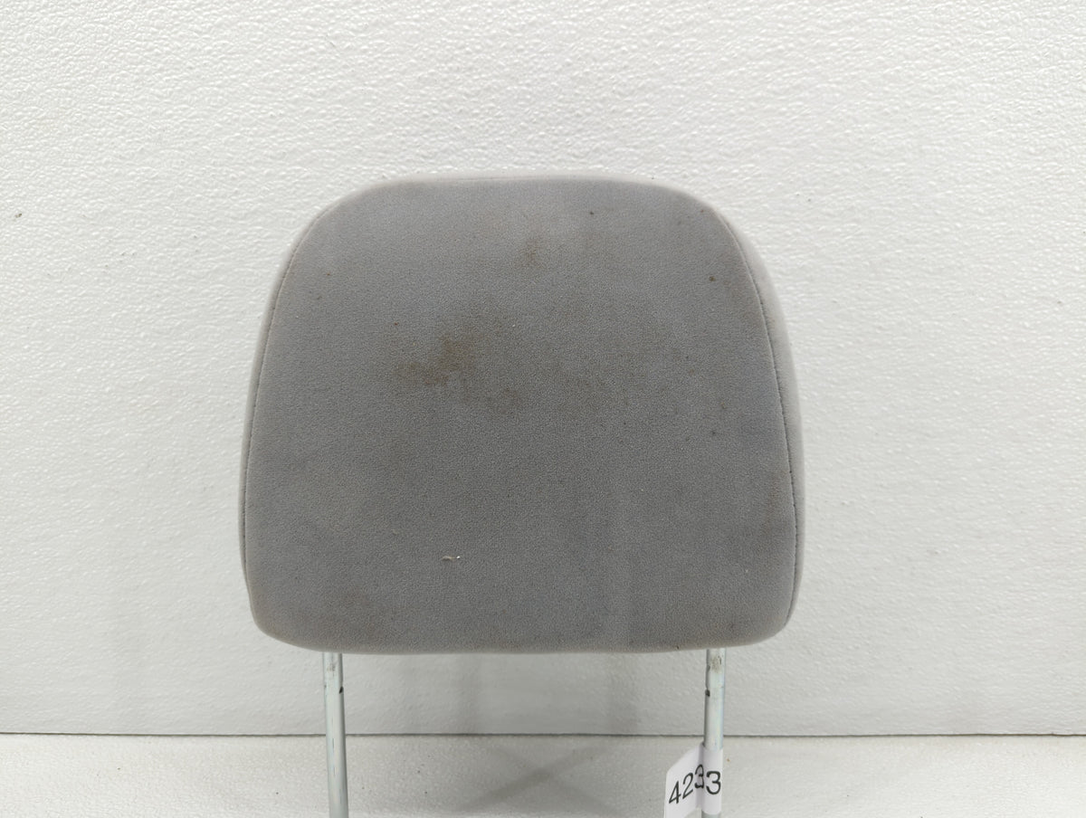 2007 Buick Lacrosse Headrest Head Rest Rear Center Seat Light Gray - Oemusedautoparts1.com