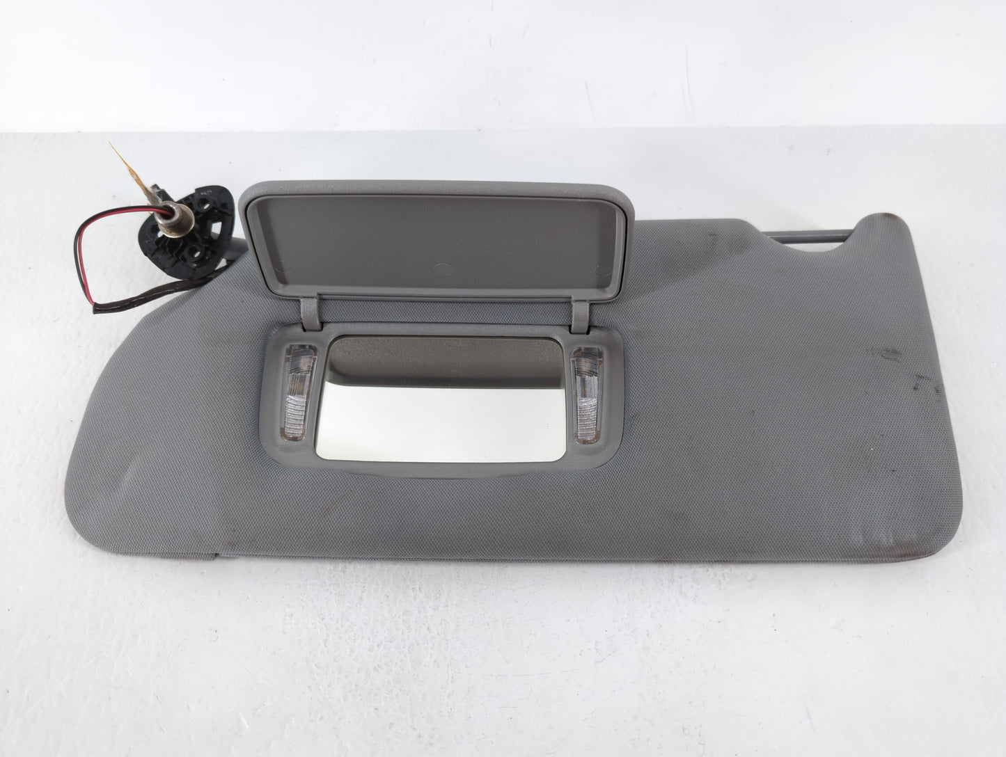 2005-2009 Buick Lacrosse Sun Visor Shade Replacement Driver Left Mirror Fits Fits 2005 2006 2007 2008 2009 OEM Used Auto Par