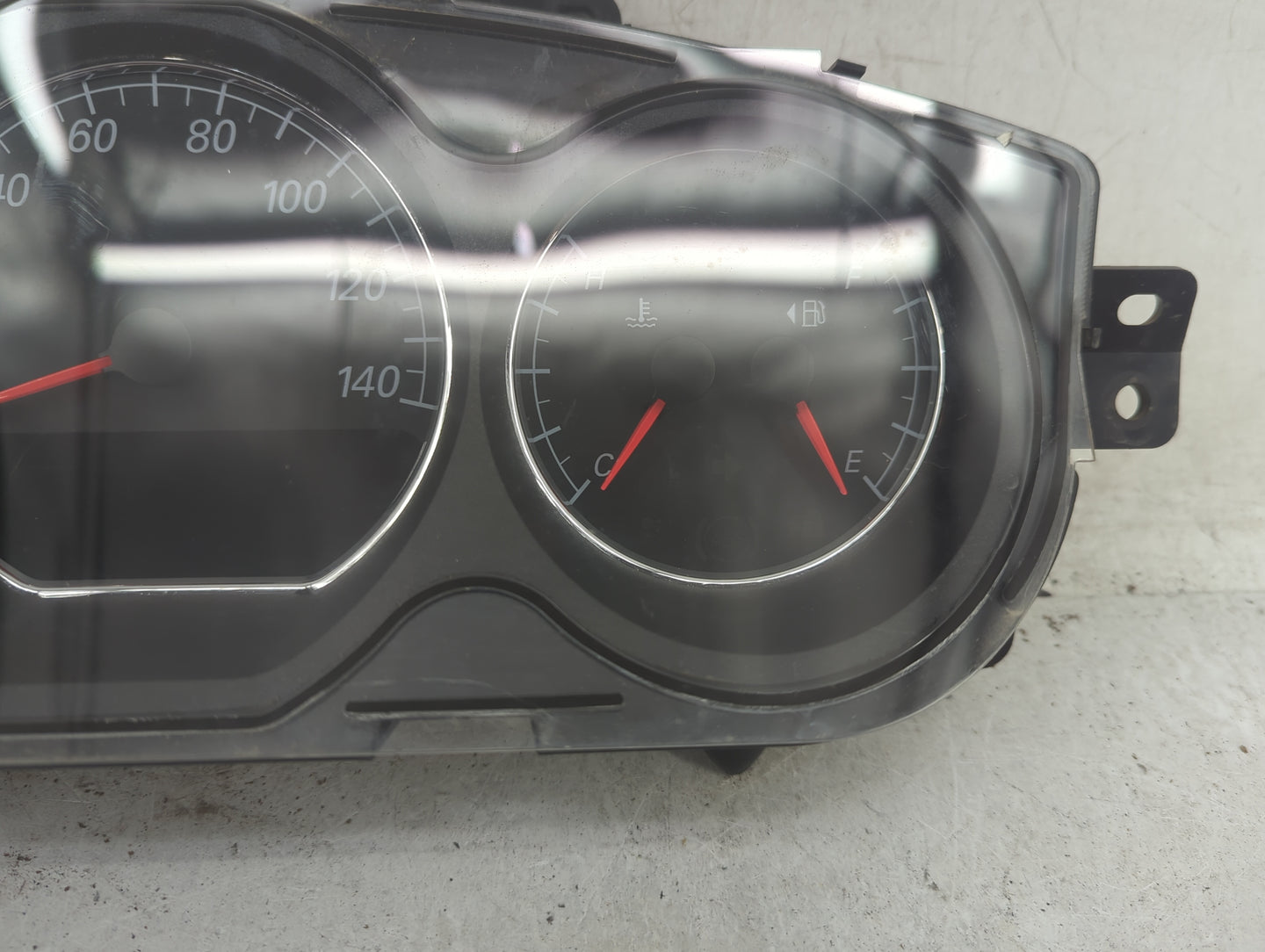 2007 Buick Lucern Instrument Cluster Speedometer Gauges P/N:15887481 28054838, 507481F06193CRJ4 Fits OEM Used Auto Parts - O