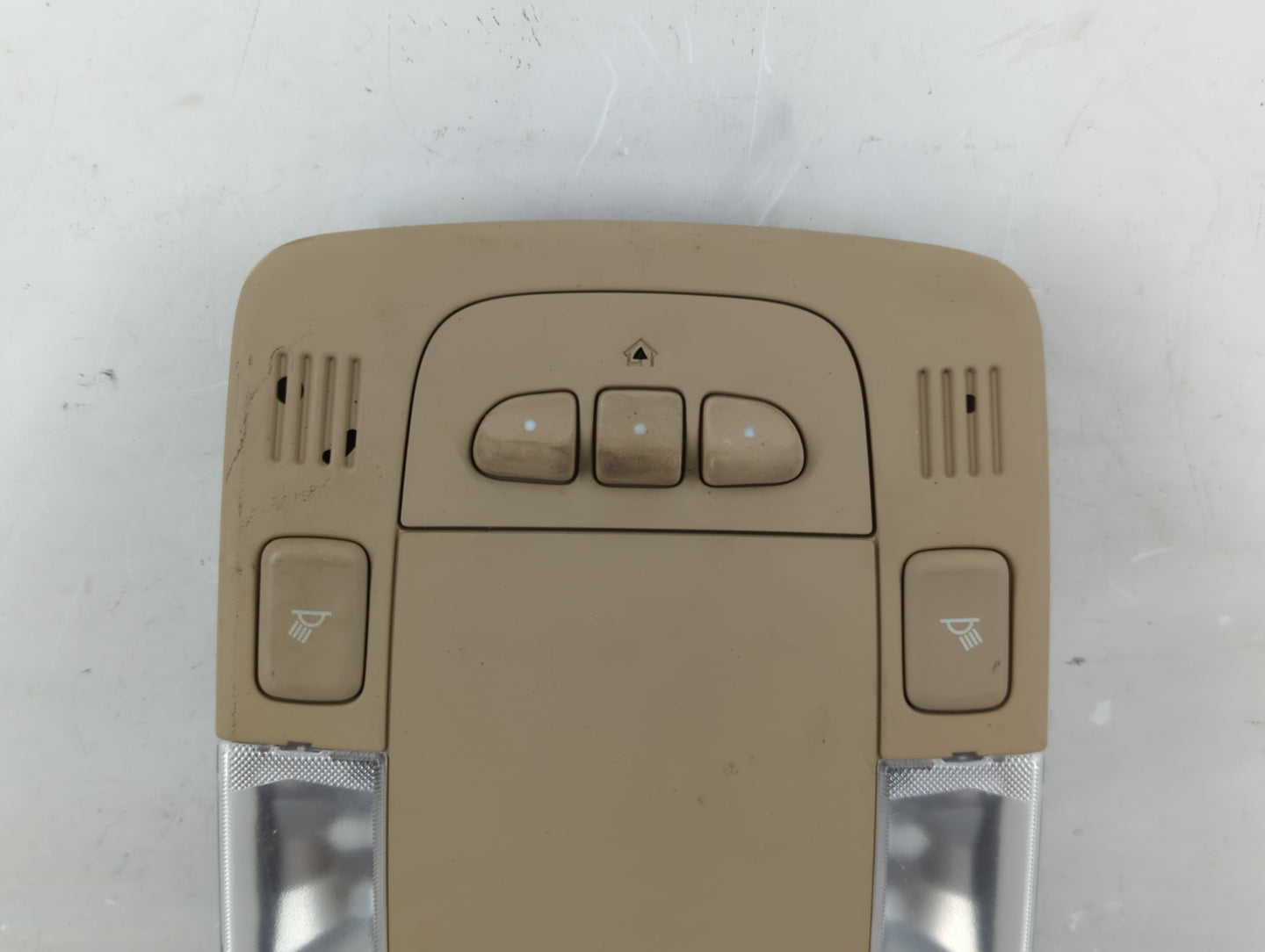 2007 Buick Lucerne Overhead Roof Console - Oemusedautoparts1.com