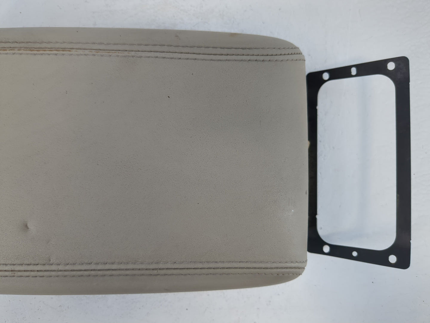 2006-2008 Buick Lucerne Center Console Armrest Cover Lid Fits Fits 2006 2007 2008 OEM Used Auto Parts - Oemusedautoparts1.co