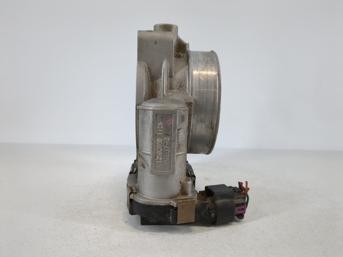 2006-2011 Buick Lucerne Throttle Body P/N:12602800 Fits Fits 2006 2007 2008 2009 2010 2011 OEM Used Auto Parts - Oemusedauto
