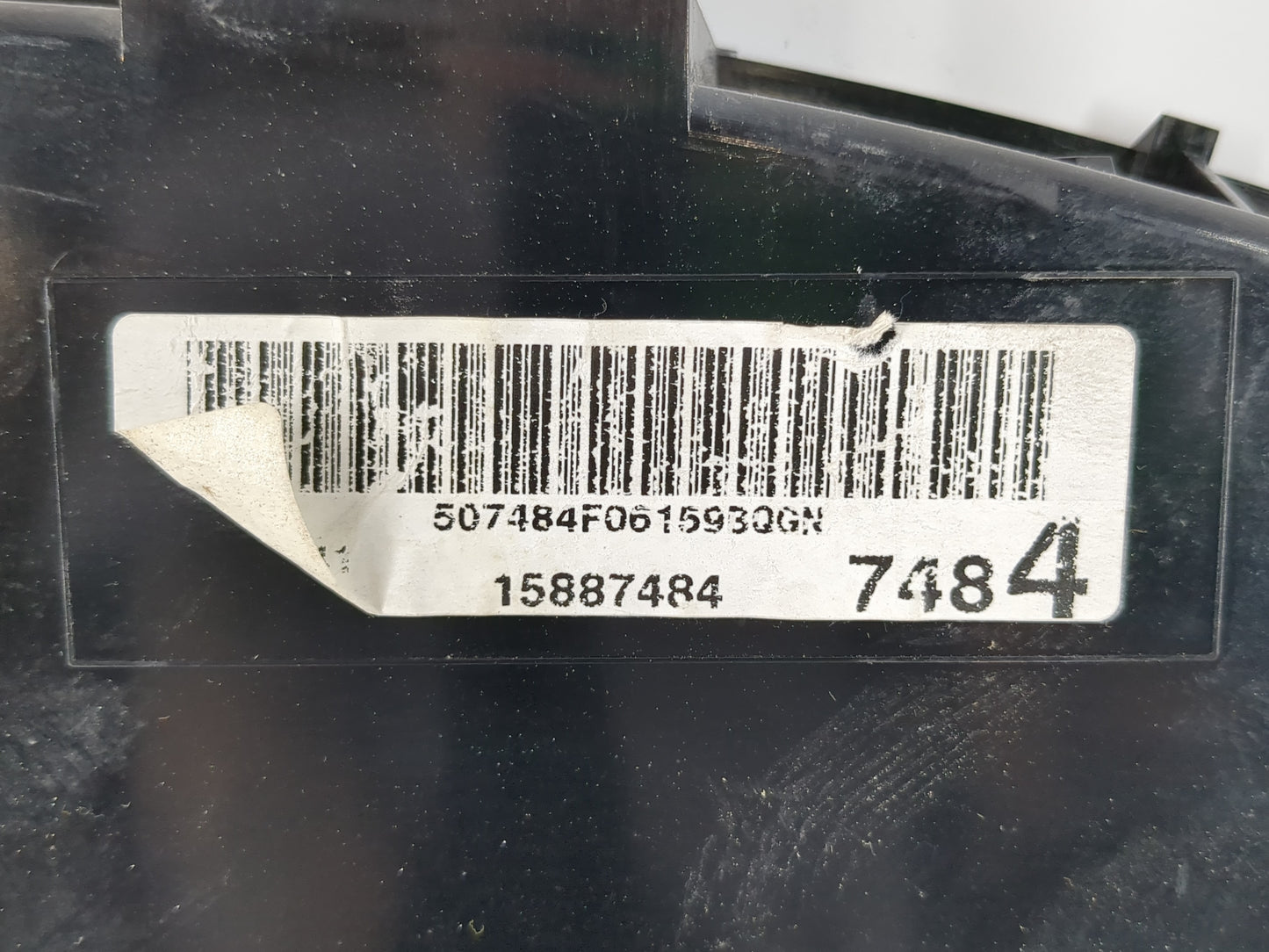 2007 Buick Lucerne Instrument Cluster Speedometer Gauges P/N:15887484 Fits OEM Used Auto Parts - Oemusedautoparts1.com