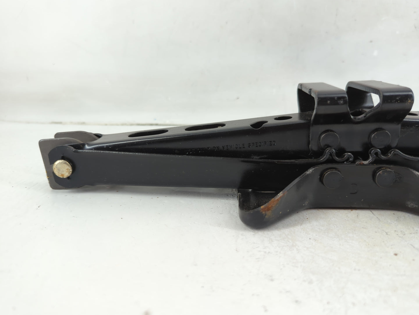 2007 Buick Lucerne Spare Scissor Car Jack - Oemusedautoparts1.com