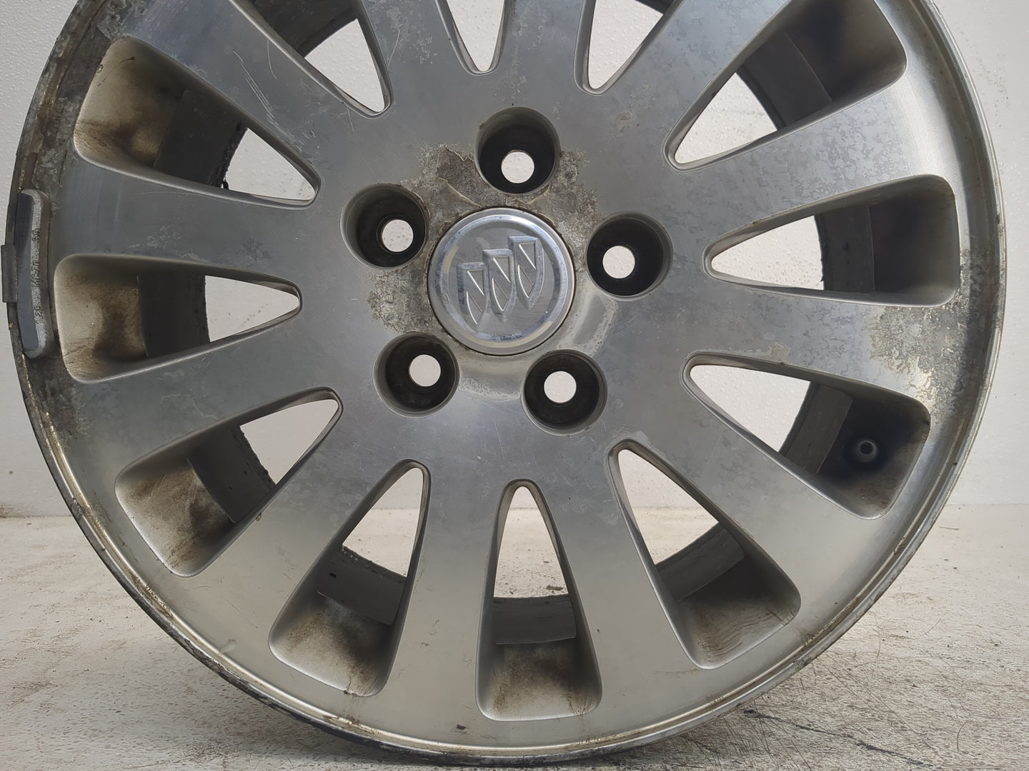 2006-2008 Buick Lucerne Oem Wheel Rim - Oemusedautoparts1.com