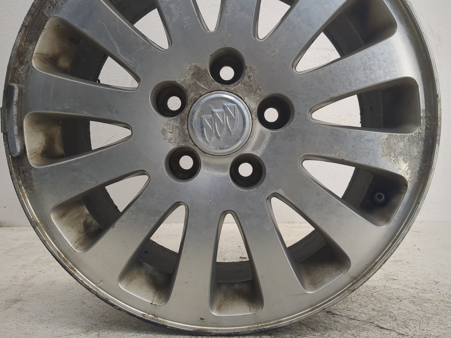 2006-2008 Buick Lucerne Oem Wheel Rim - Oemusedautoparts1.com