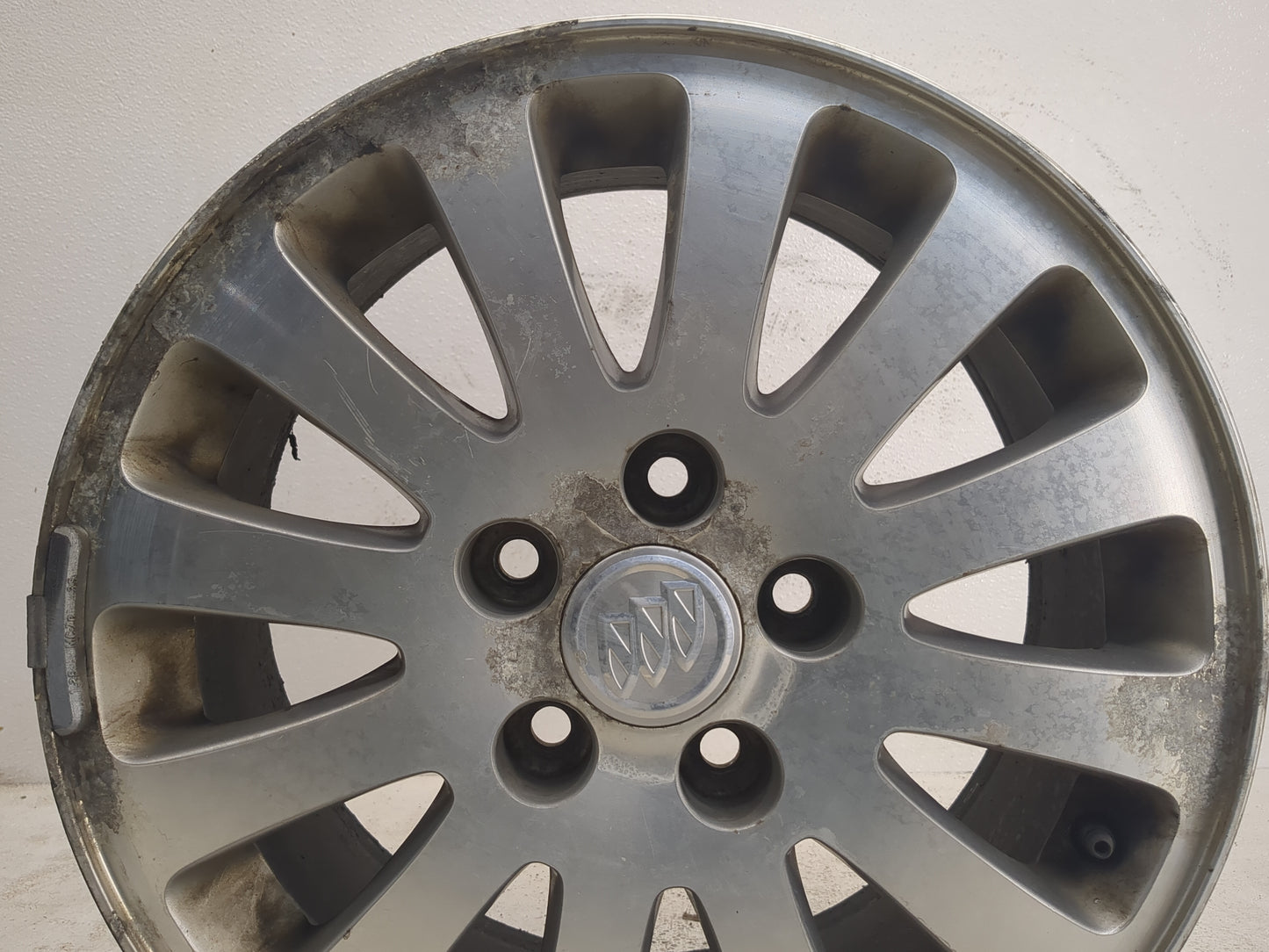 2006-2008 Buick Lucerne Oem Wheel Rim - Oemusedautoparts1.com