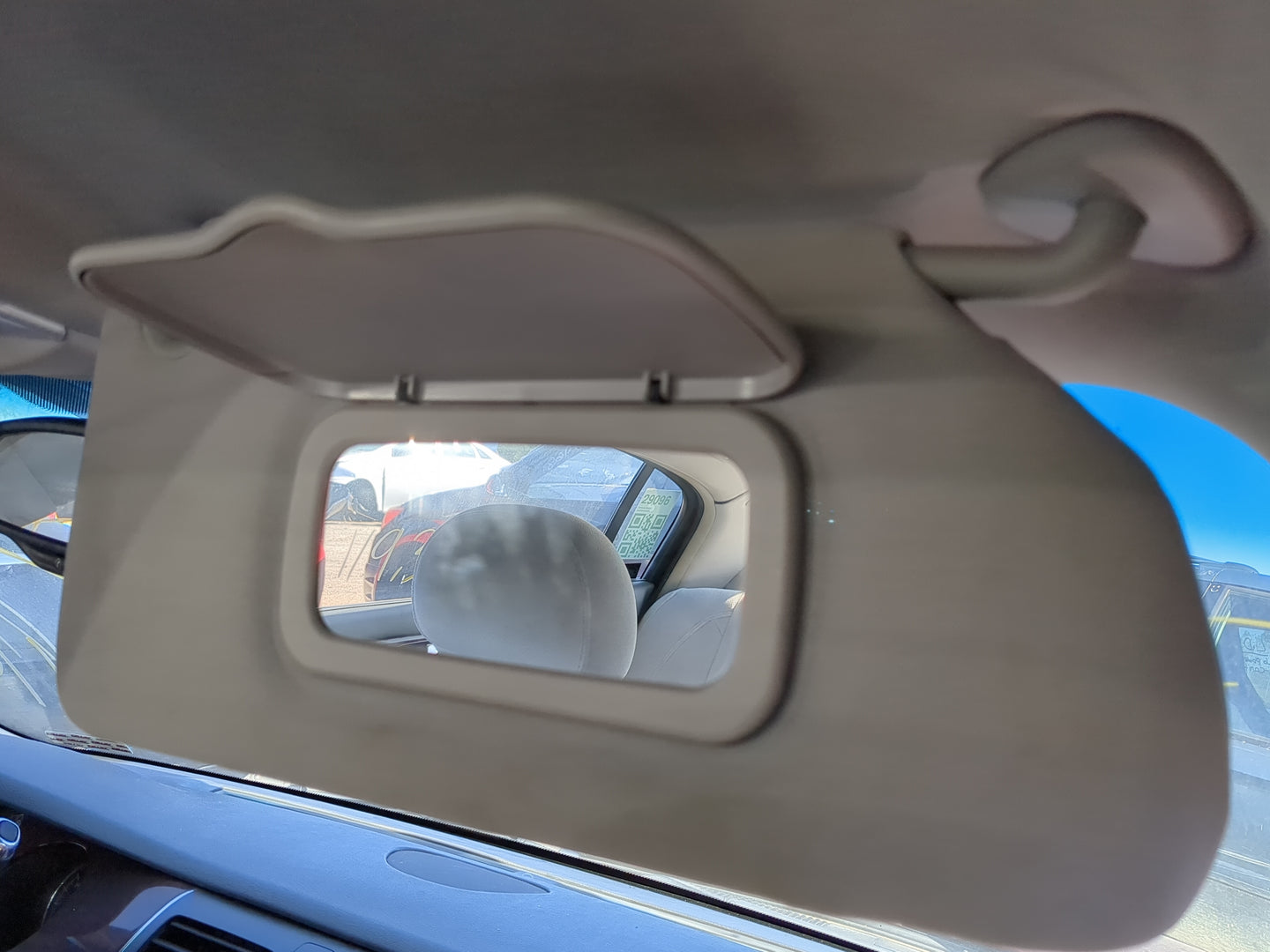2006-2011 Buick Lucerne Sun Visor Shade Replacement Passenger Right Mirror Fits Fits 2006 2007 2008 2009 2010 2011 OEM Used 