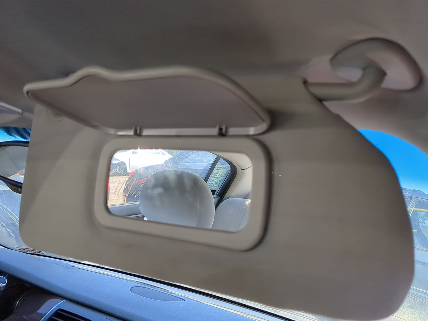 2006-2011 Buick Lucerne Sun Visor Shade Replacement Passenger Right Mirror Fits Fits 2006 2007 2008 2009 2010 2011 OEM Used 