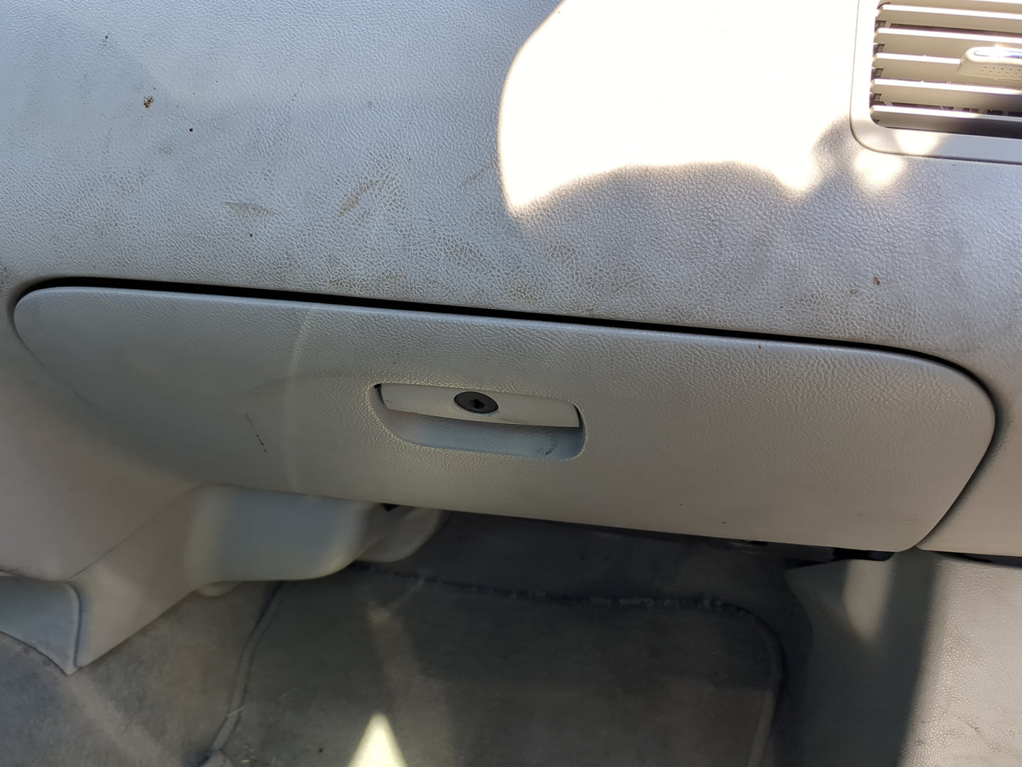 2007 Buick Lucerne Passenger Glove Box Door Storage Compartment - Oemusedautoparts1.com