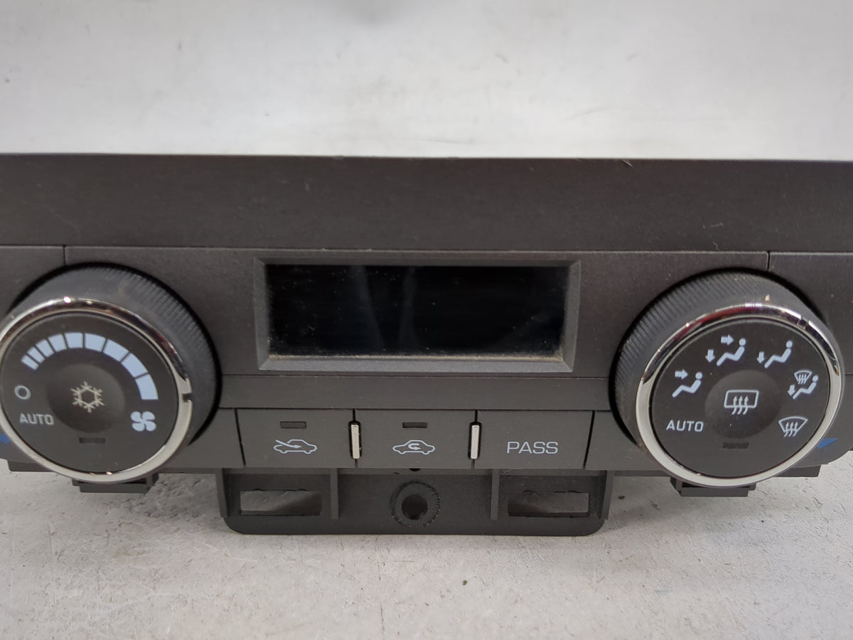 2007 Buick Lucerne Climate Control Module Temperature AC/Heater Replacement P/N:15892086 Fits OEM Used Auto Parts - Oemuseda